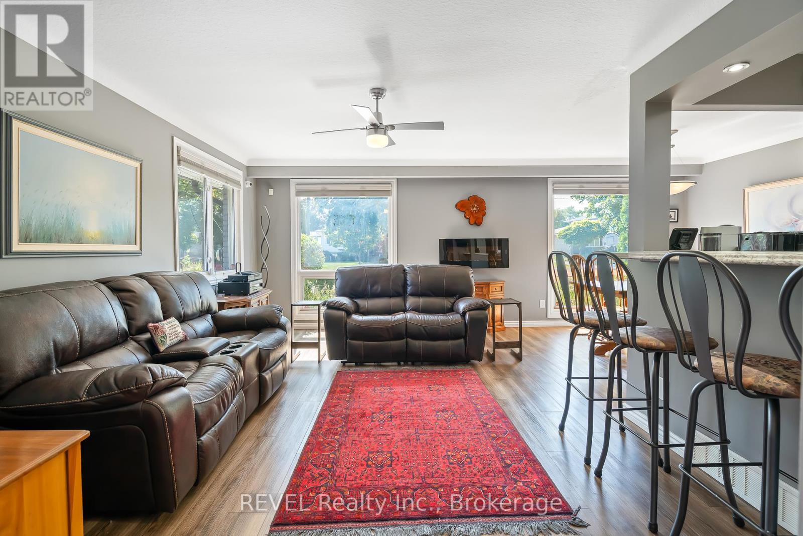 9 Fitzroy Lane, St. Catharines (Bunting/Linwell), ON - Indoor Photo Showing Living Room