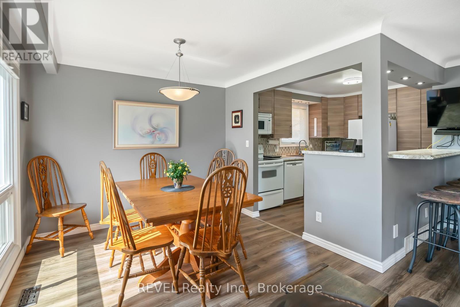 9 Fitzroy Lane, St. Catharines (Bunting/Linwell), ON - Indoor Photo Showing Dining Room