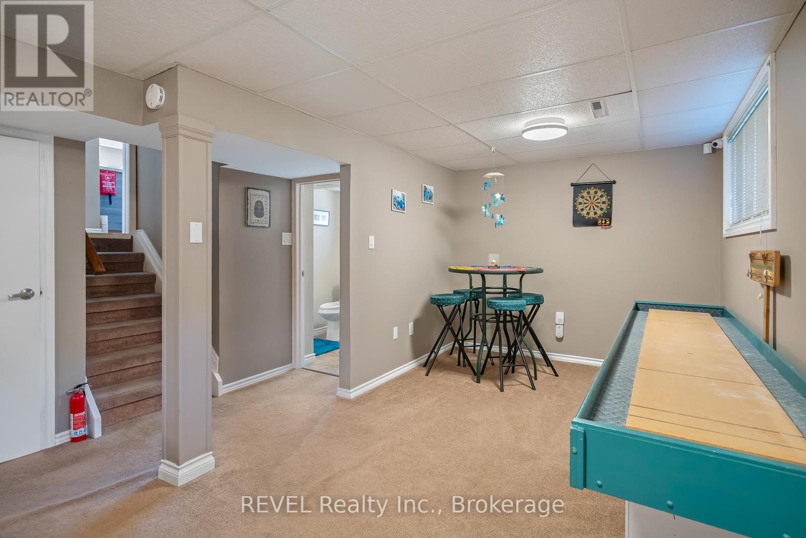 9 Fitzroy Lane, St. Catharines (Bunting/Linwell), ON - Indoor Photo Showing Other Room