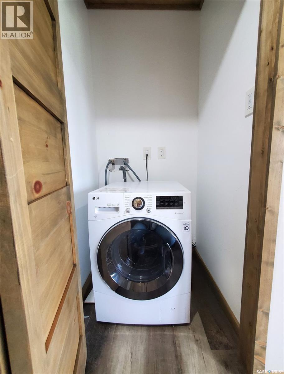 101 Pebble Drive, Webb Rm No. 138, SK - Indoor Photo Showing Laundry Room