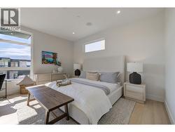 Master Bedroom suite - Level 2 -