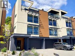 5992 Princess Street -