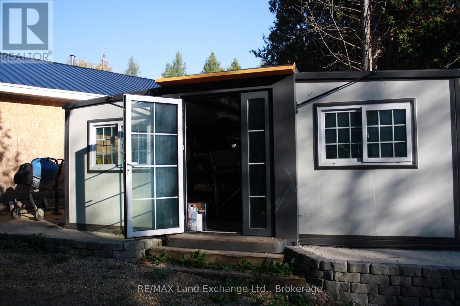 Tiny home - 315045 Highway 6 Rr1 Highway, West Grey, ON - Outdoor With Exterior