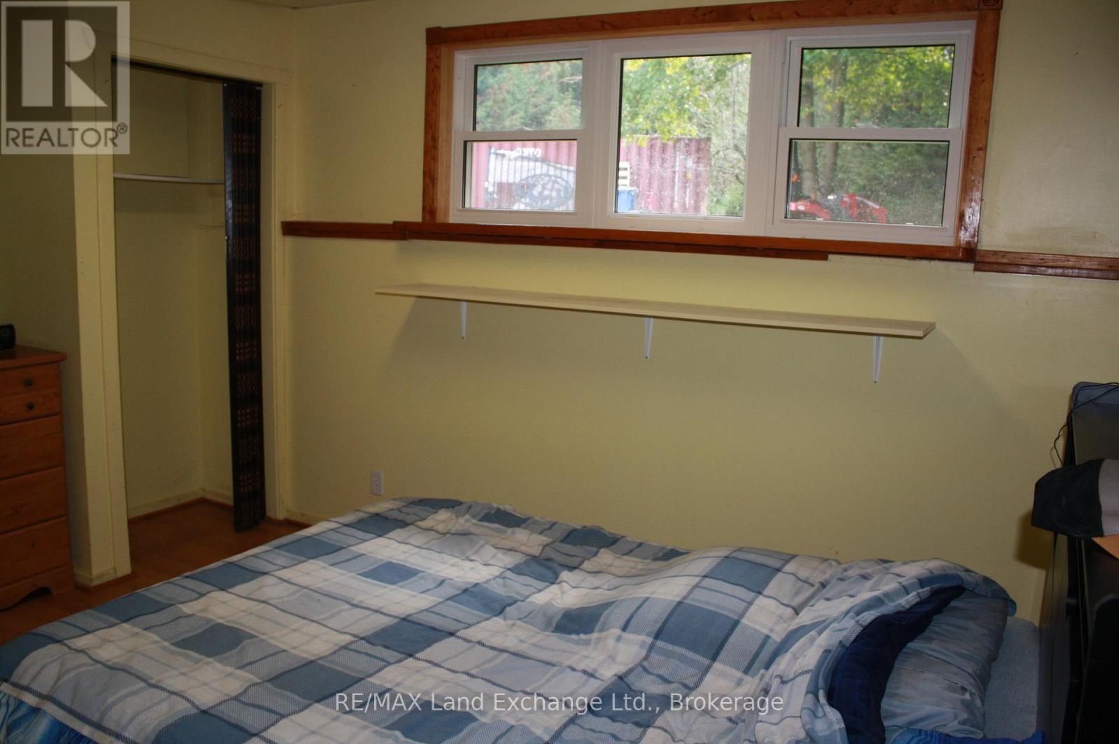 granny flat bedroom - 315045 Highway 6 Rr1 Highway, West Grey, ON - Indoor Photo Showing Bedroom