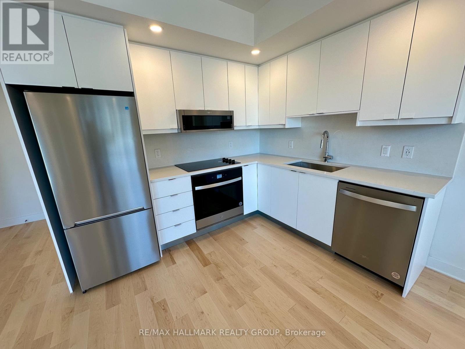 2001 - 180 George Street, Ottawa, ON - Indoor Photo Showing Kitchen