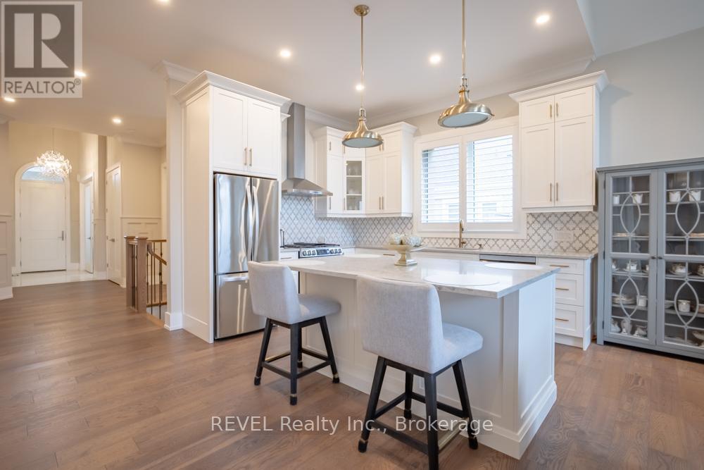 75 Millpond Road, Niagara-On-The-Lake (St. Davids), ON - Indoor Photo Showing Kitchen With Upgraded Kitchen