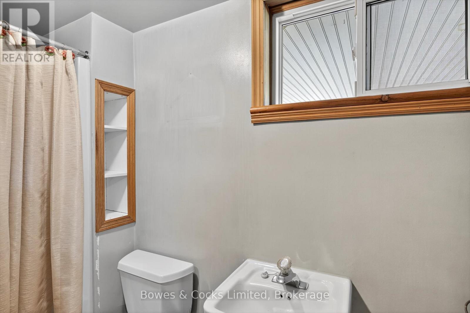 374 County Road 4, Douro-Dummer, ON - Indoor