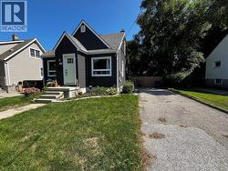 342 Park AVENUE Sarnia, ON N7S 6K3