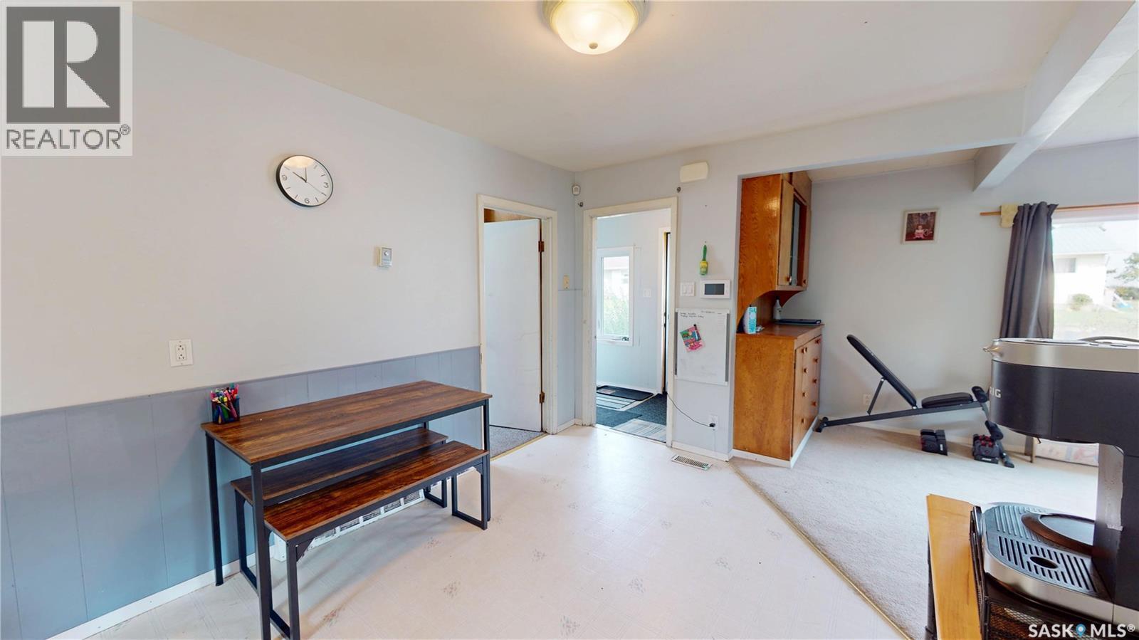 230 Railway Avenue W, Wawota, SK - Indoor Photo Showing Other Room