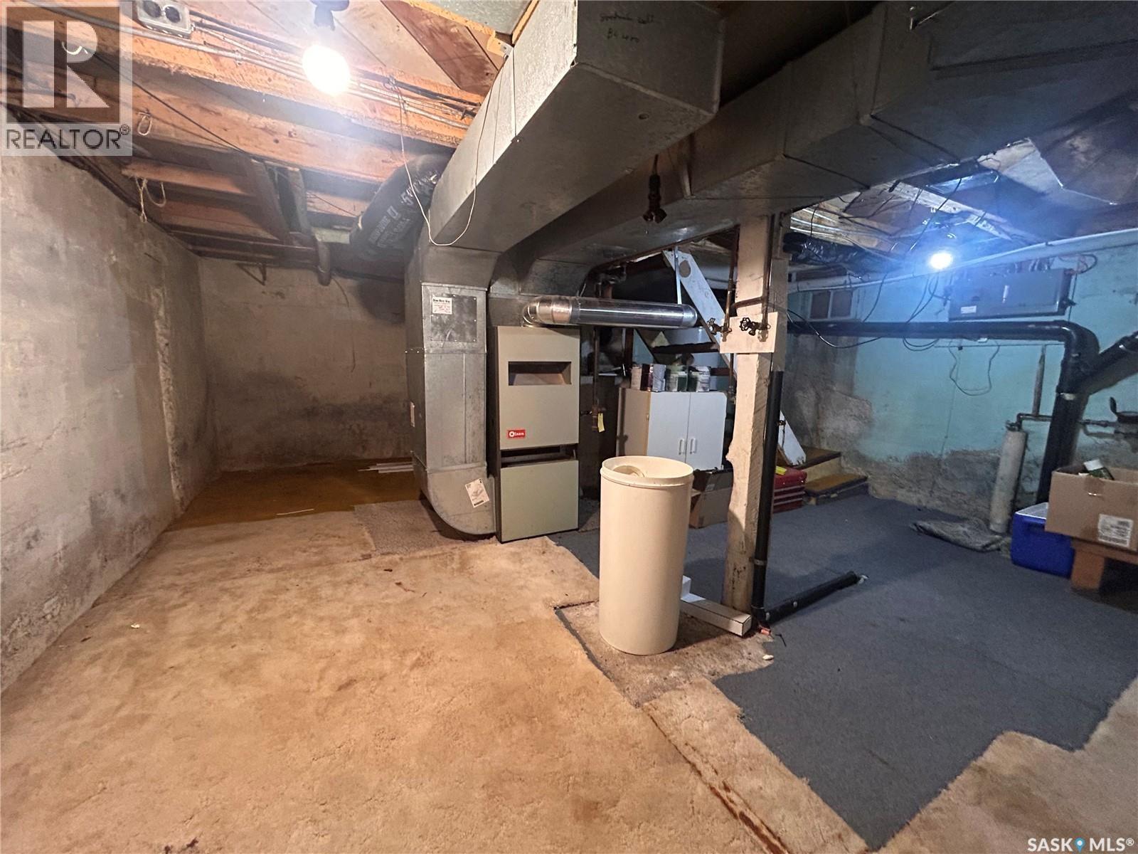 230 Railway Avenue W, Wawota, SK - Indoor Photo Showing Basement