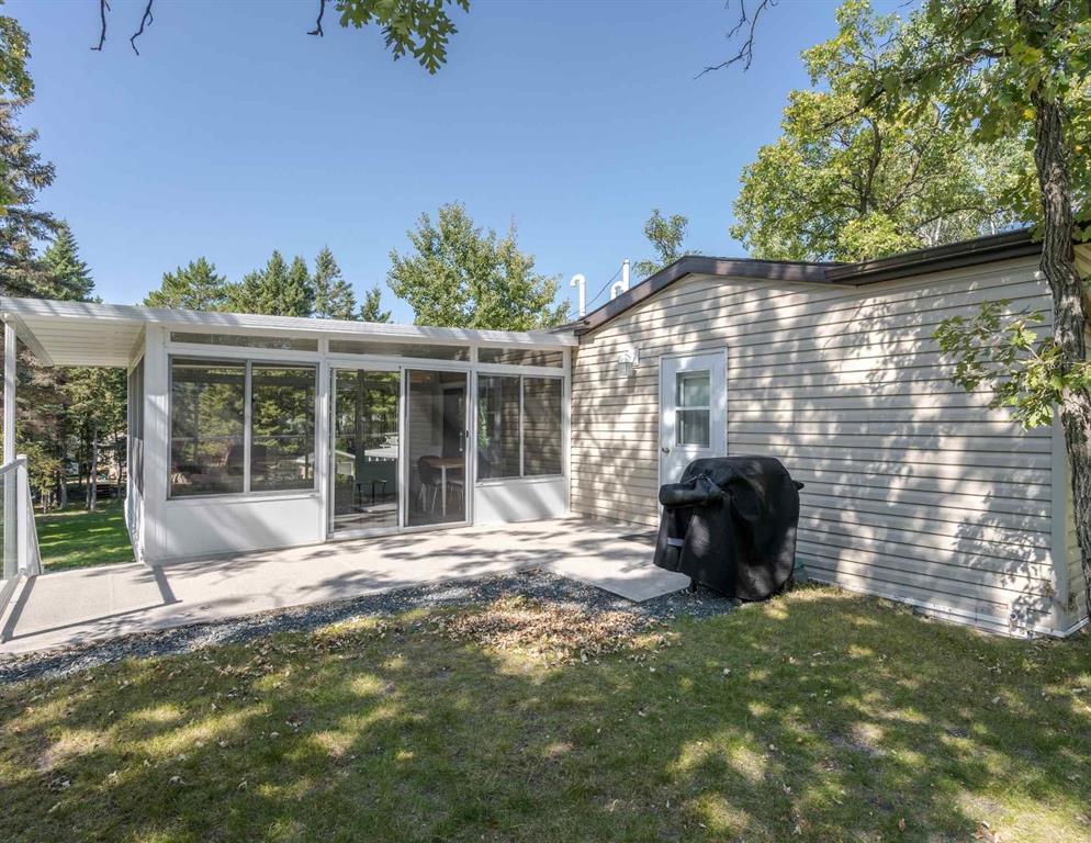 163 37116 37N (Park) Road N, Ste Anne Rm, MB - Outdoor