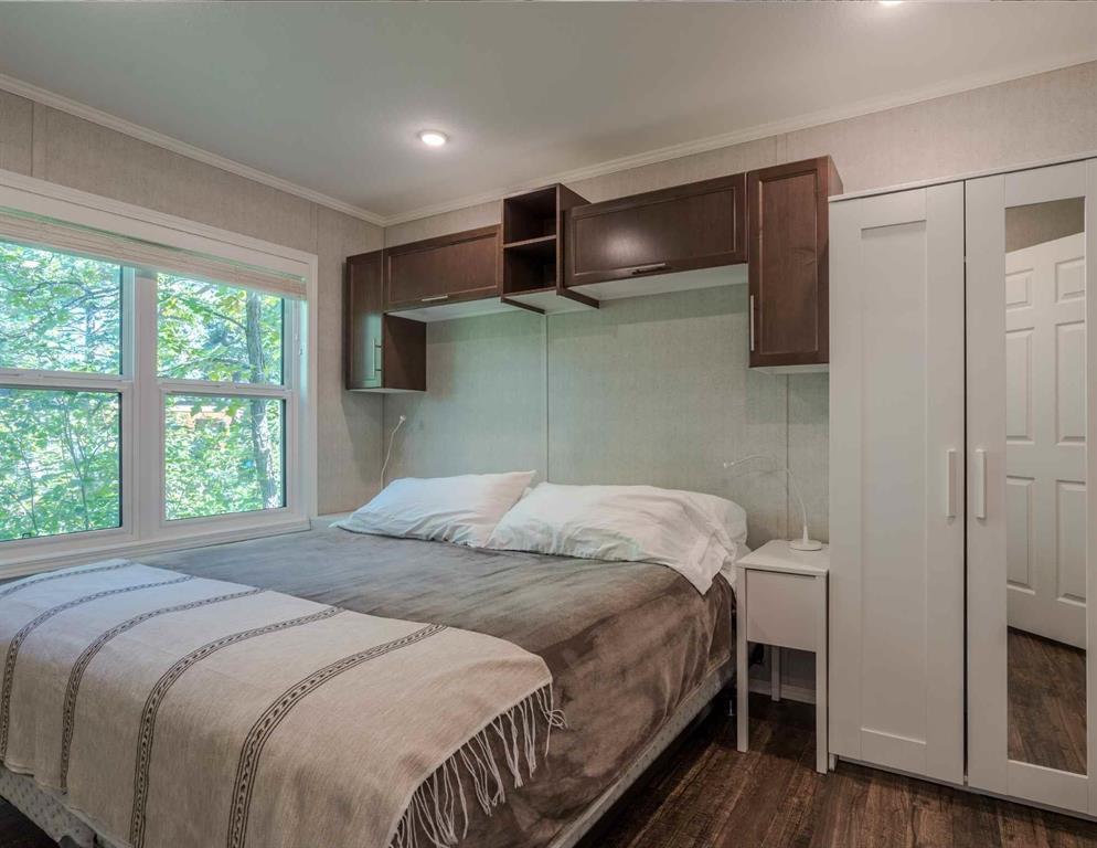 163 37116 37N (Park) Road N, Ste Anne Rm, MB - Indoor Photo Showing Bedroom