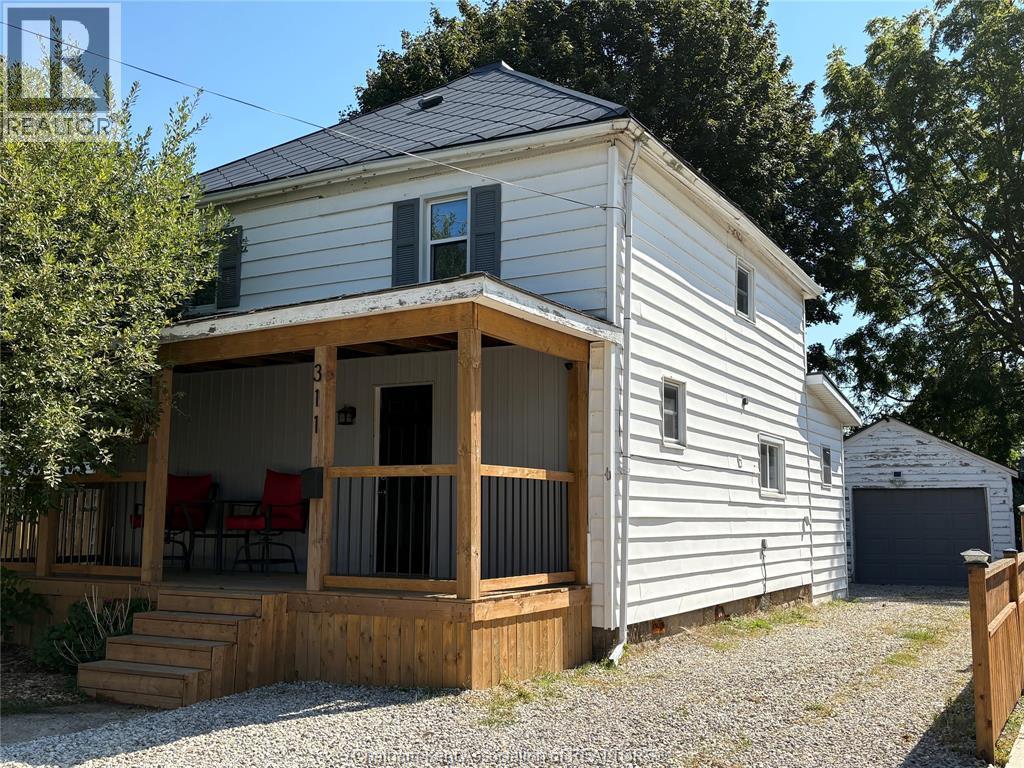 311 Gillard Street, Wallaceburg, ON - Outdoor