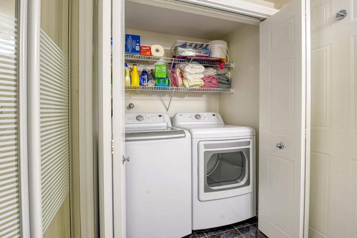 Laundry room - 201-542 Boul. Lavallée, Saint-Eustache, QC - Indoor Photo Showing Laundry Room