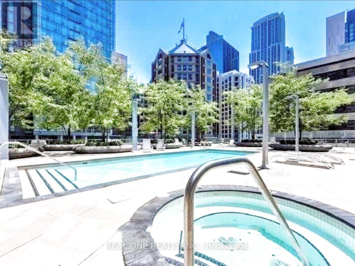 1801 - 832 Bay Street, Toronto, ON - Outdoor With In Ground Pool