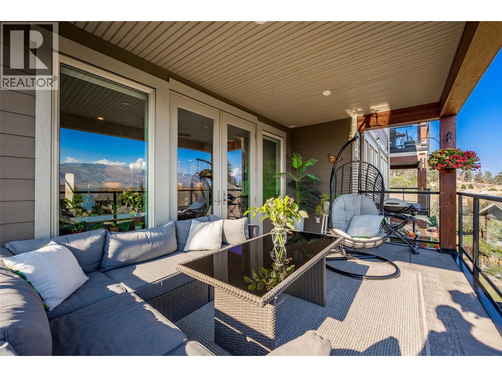 4000 Redstone Crescent Unit# 224, Peachland, BC - Outdoor With Deck Patio Veranda With Exterior