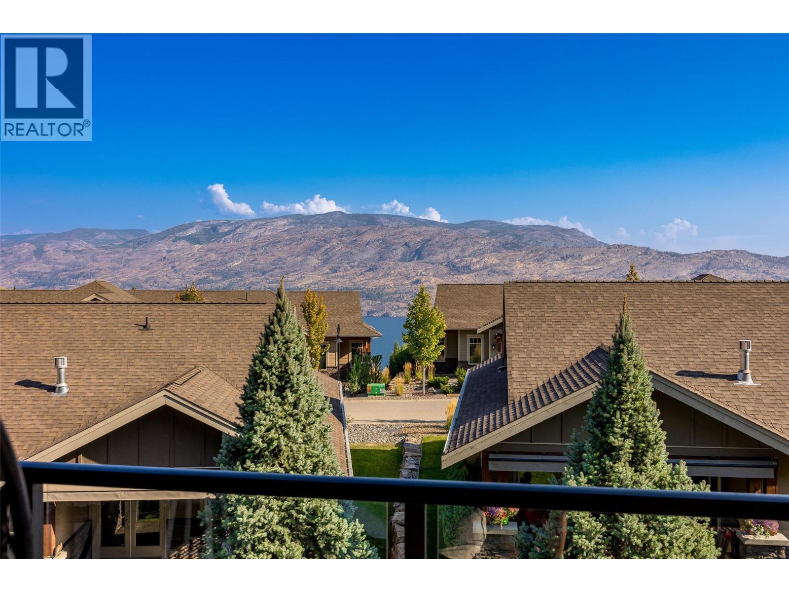 4000 Redstone Crescent Unit# 224, Peachland, BC - Outdoor