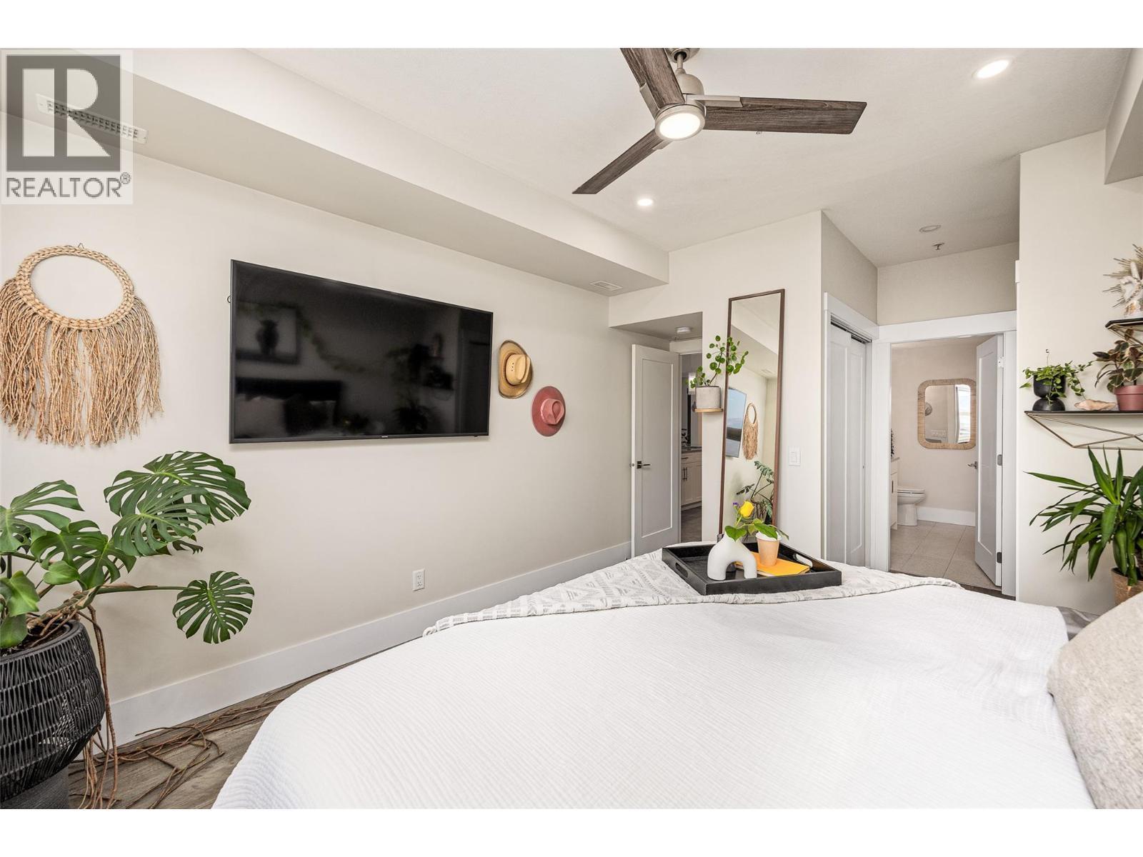 4000 Redstone Crescent Unit# 224, Peachland, BC - Indoor