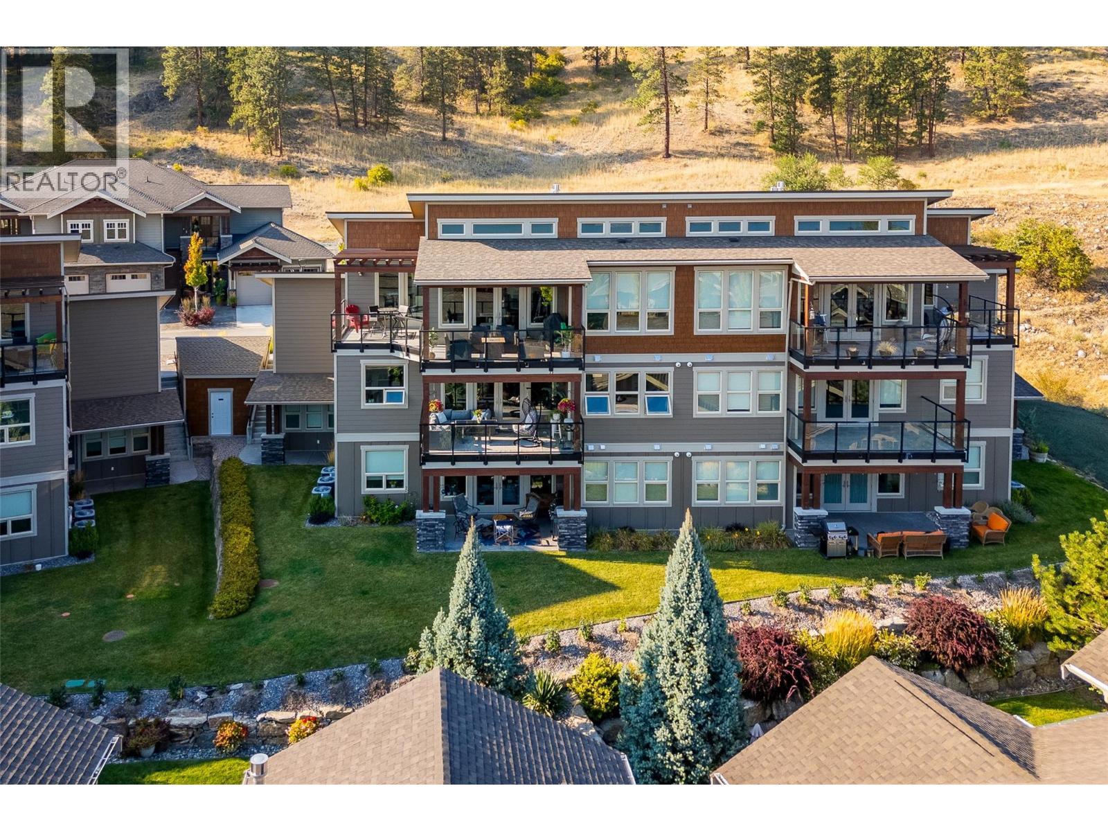 4000 Redstone Crescent Unit# 224, Peachland, BC - Outdoor With Facade