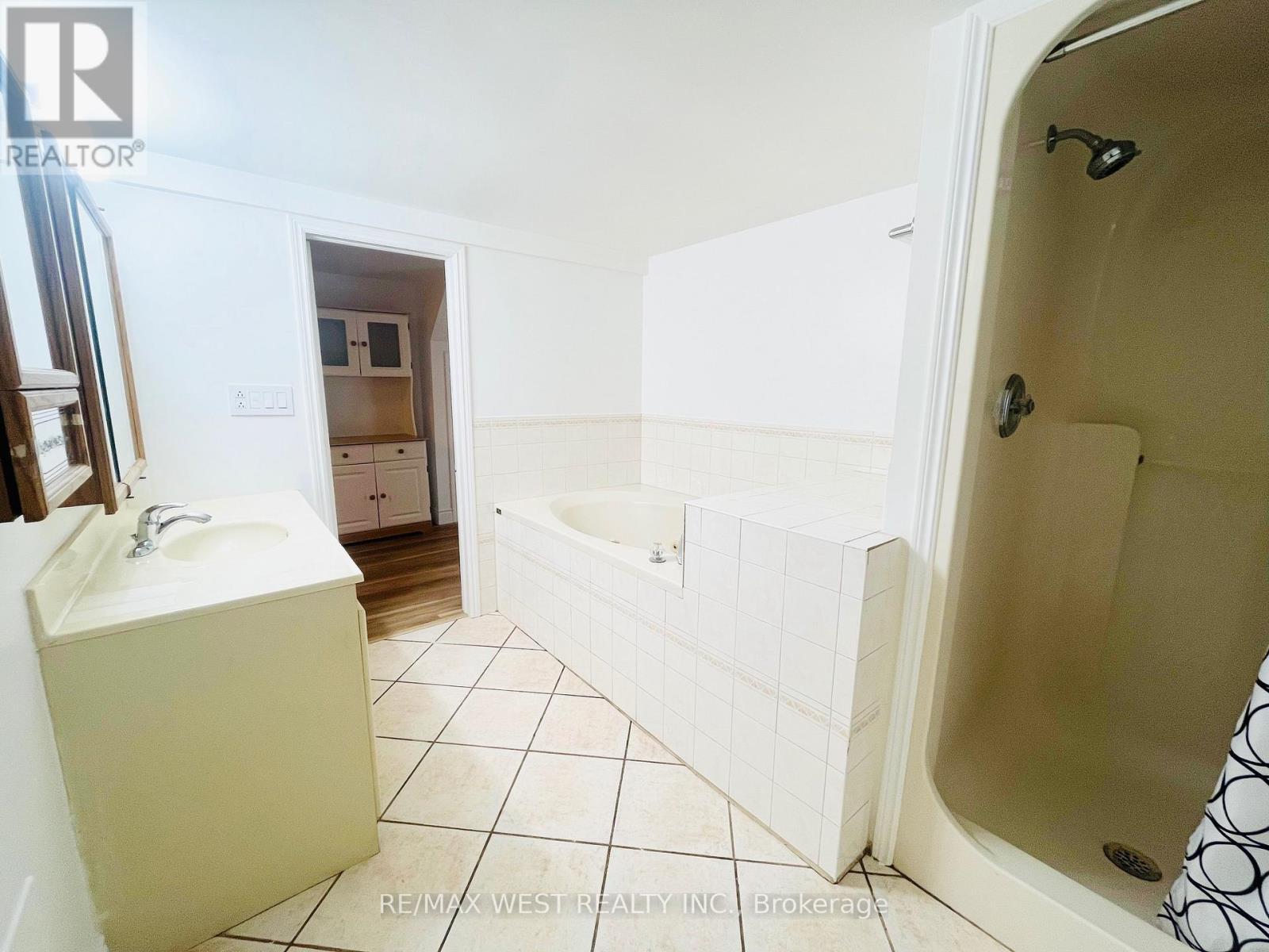 Basement - 63 Taylorwood Road, Oshawa, ON - Indoor Photo Showing Bathroom