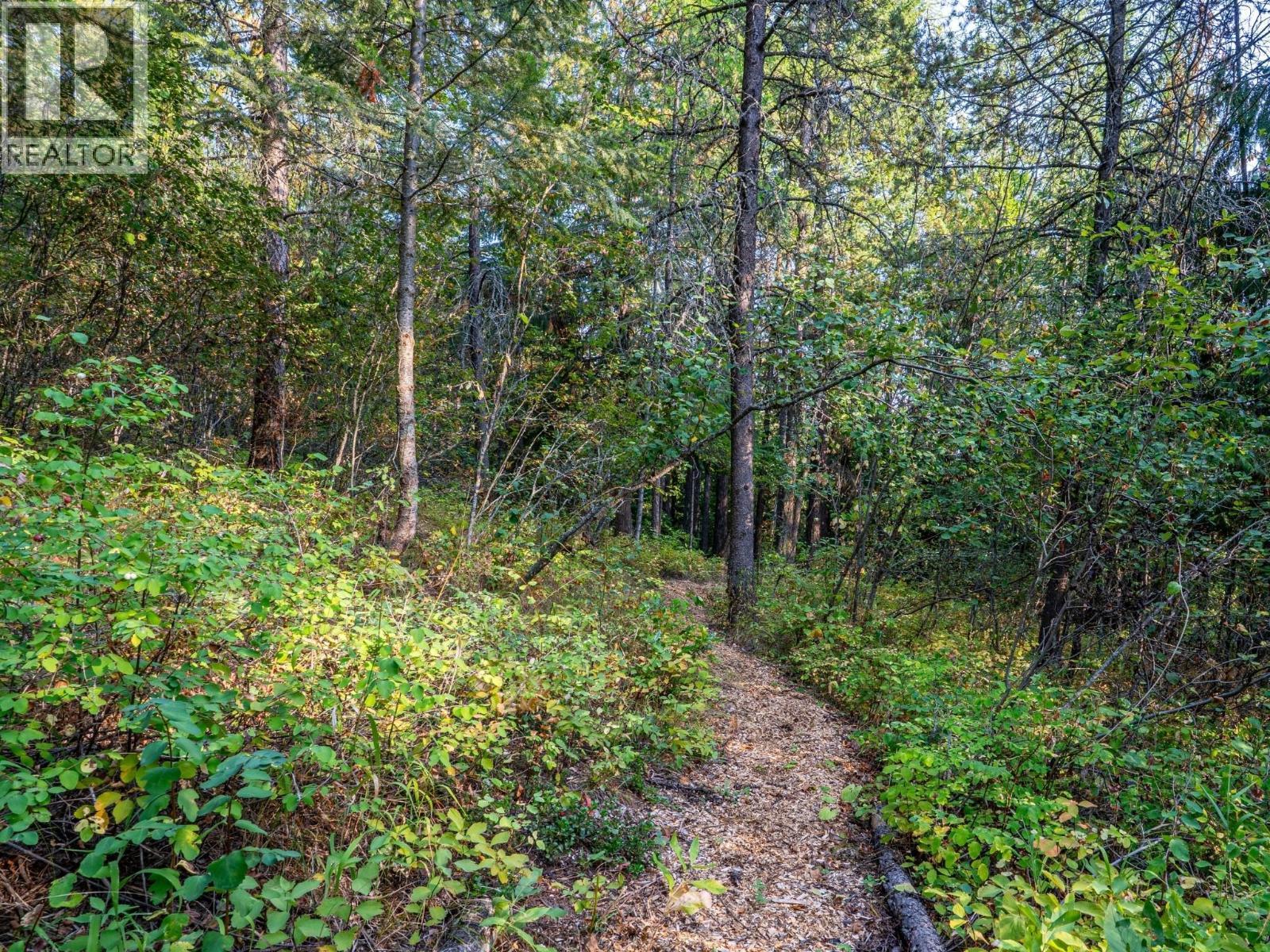 8130 Jackpine Road, Vernon, BC - Outdoor