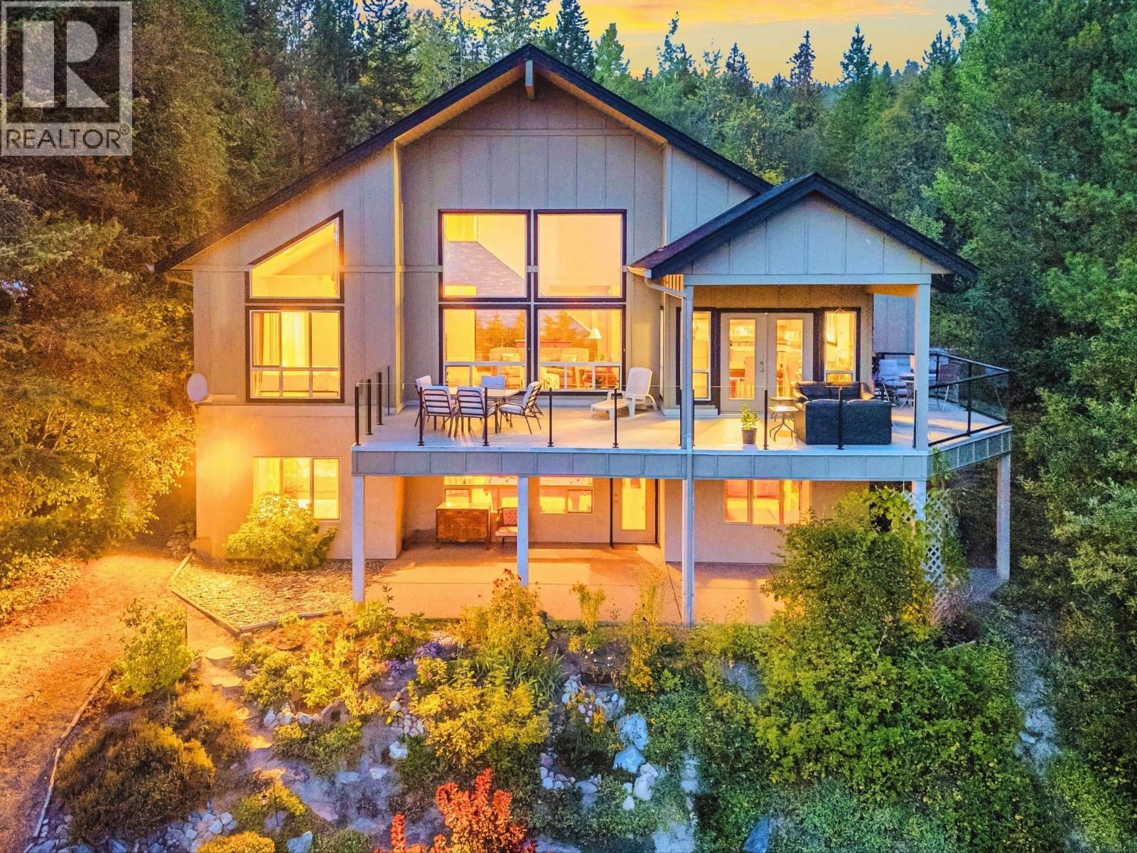 8130 Jackpine Road, Vernon, BC - Outdoor