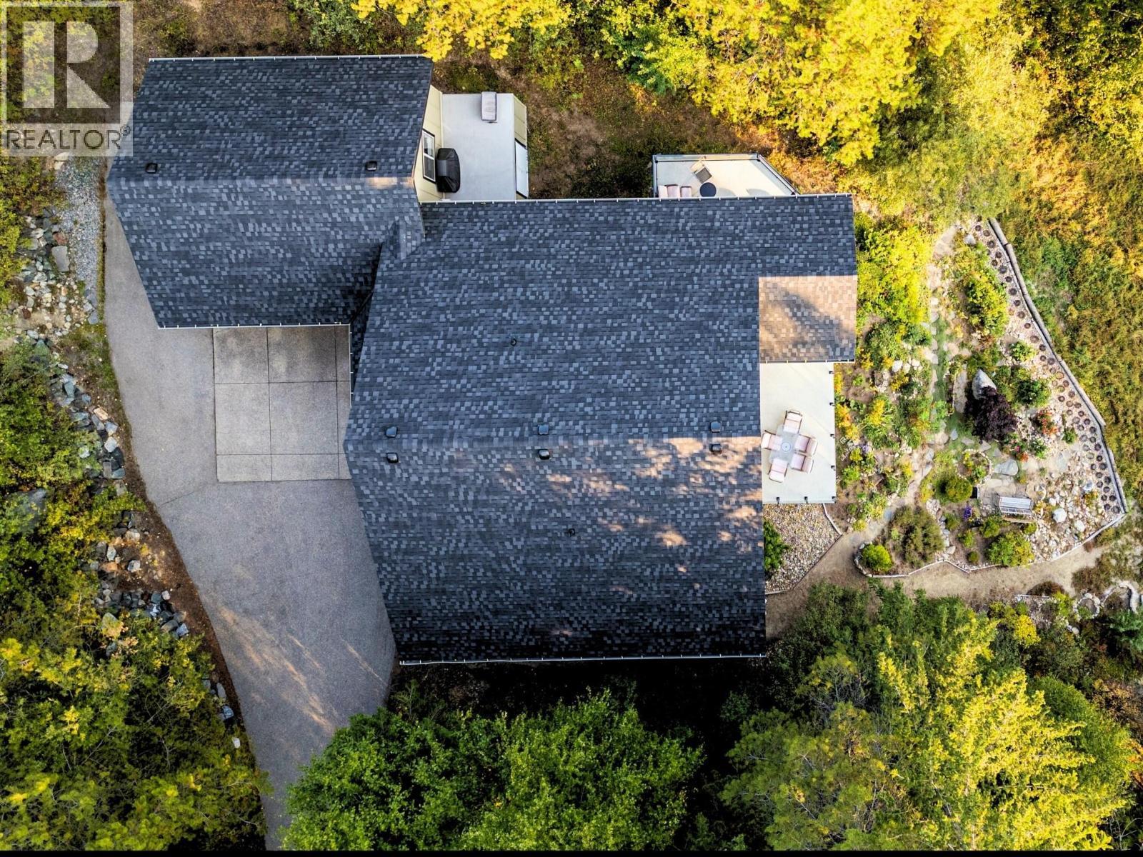 8130 Jackpine Road, Vernon, BC - Outdoor