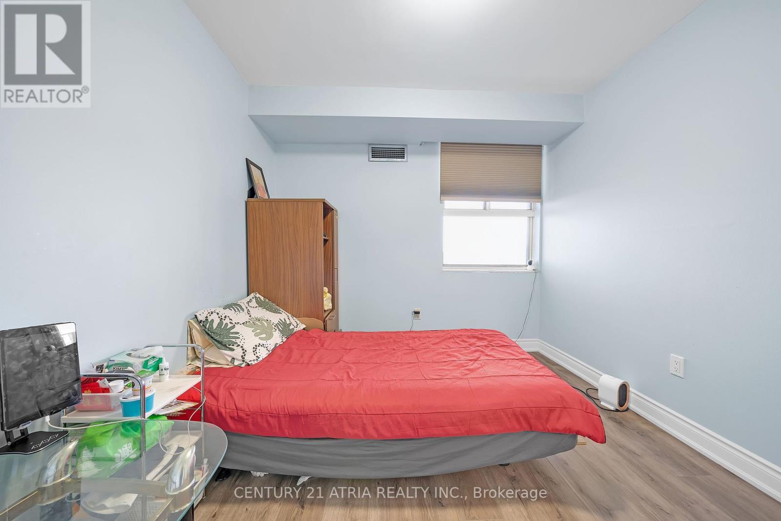 1102 - 10 Tobermory Drive, Toronto, ON - Indoor Photo Showing Bedroom