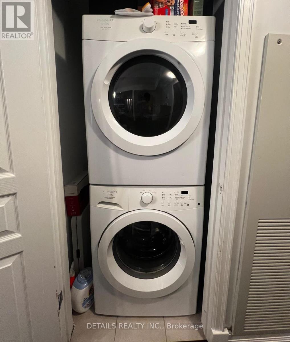 312 - 238 Besserer Street N, Ottawa, ON - Indoor Photo Showing Laundry Room