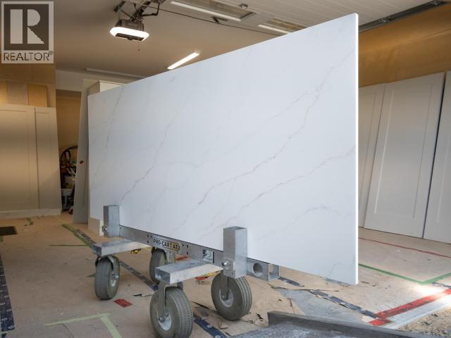 B-4573 Marine Ave, Powell River, BC