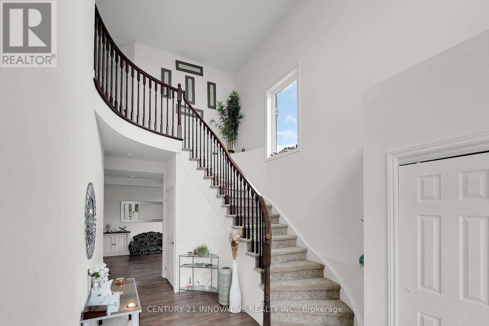 1450 Sharon Drive, Fort Erie, ON - Indoor Photo Showing Other Room