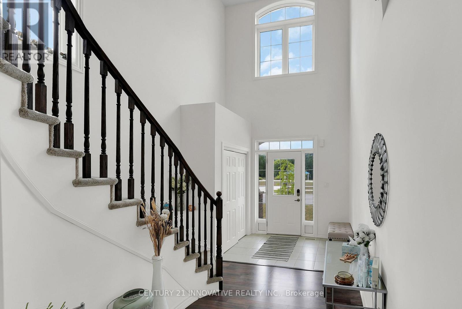 1450 Sharon Drive, Fort Erie, ON - Indoor Photo Showing Other Room