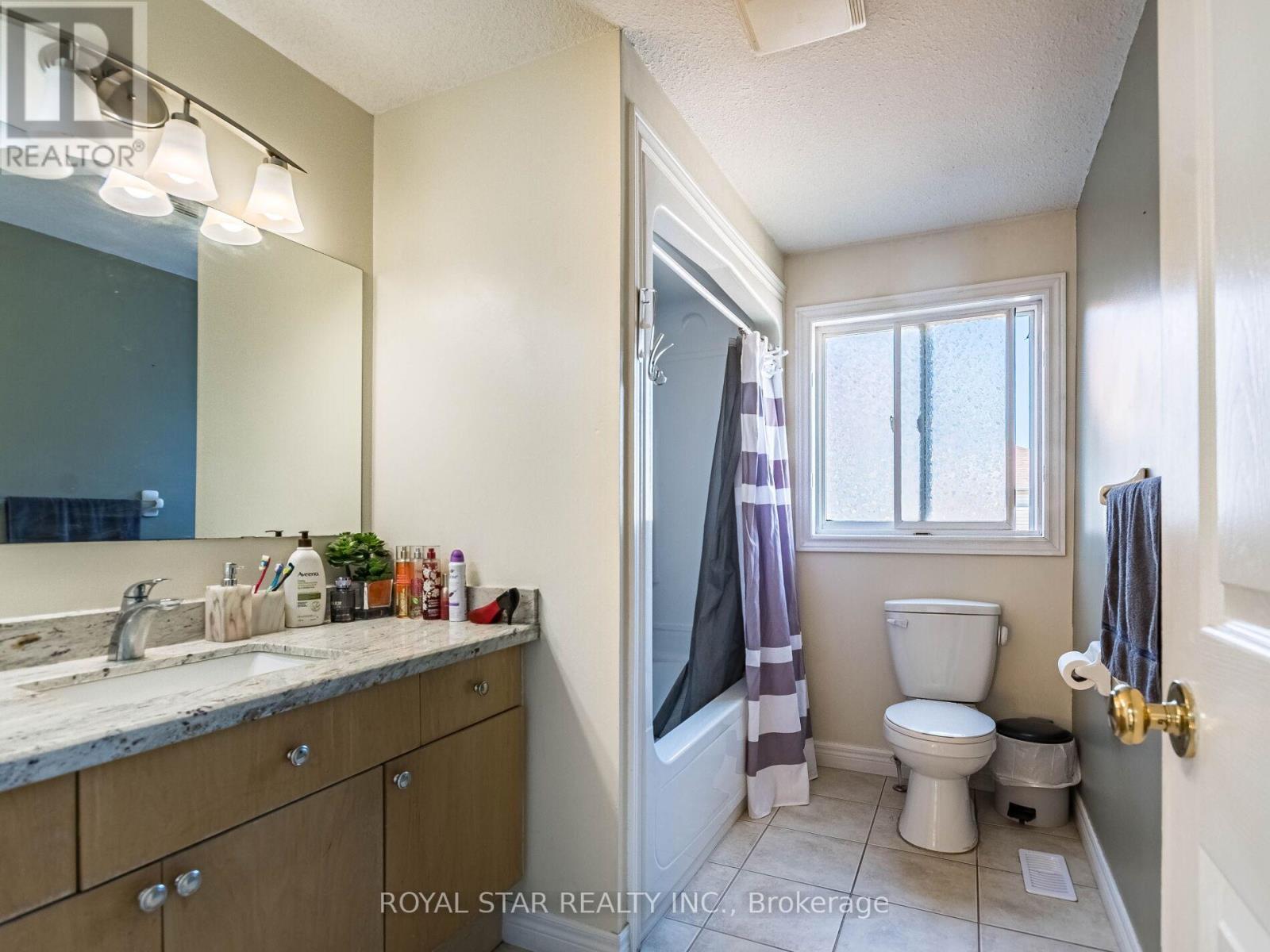 63 Green Bank Drive, Cambridge, ON - Indoor Photo Showing Bathroom