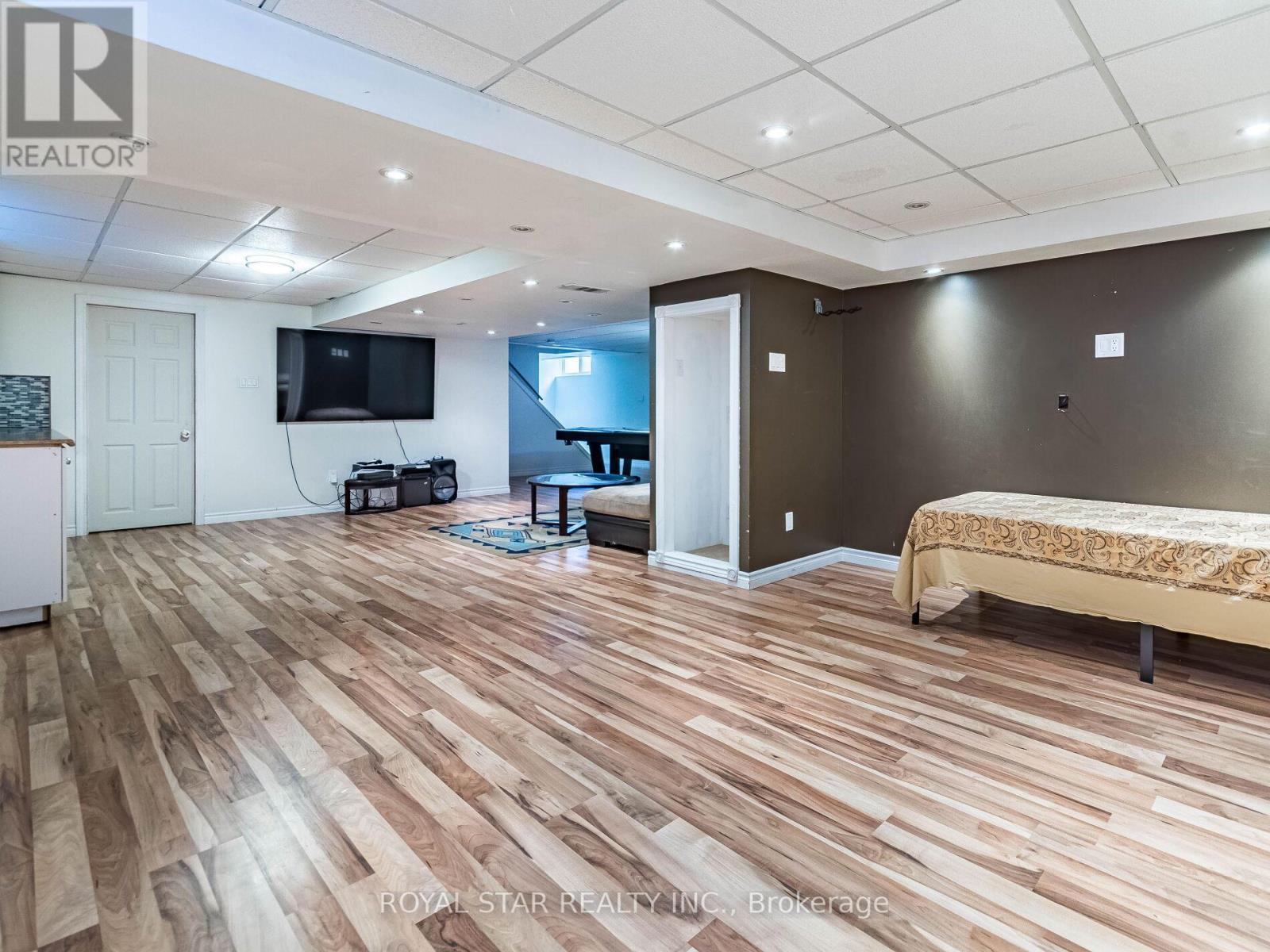 63 Green Bank Drive, Cambridge, ON - Indoor