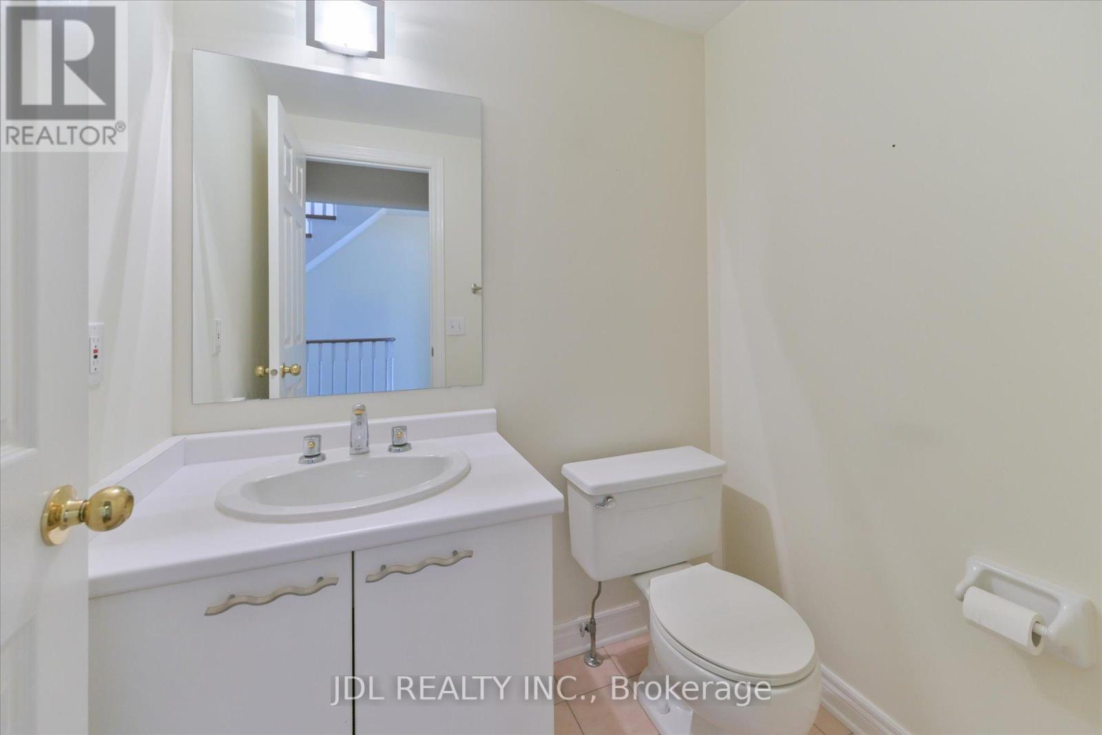 Unit I - 3036 Bayview Avenue, Toronto, ON - Indoor Photo Showing Bathroom
