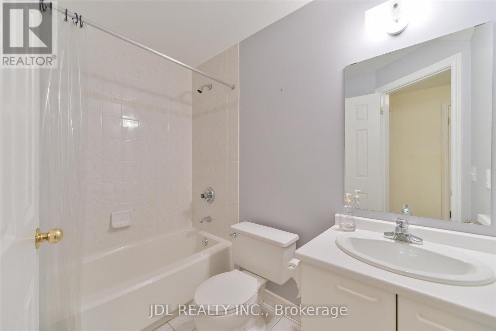 Unit I - 3036 Bayview Avenue, Toronto, ON - Indoor Photo Showing Bathroom
