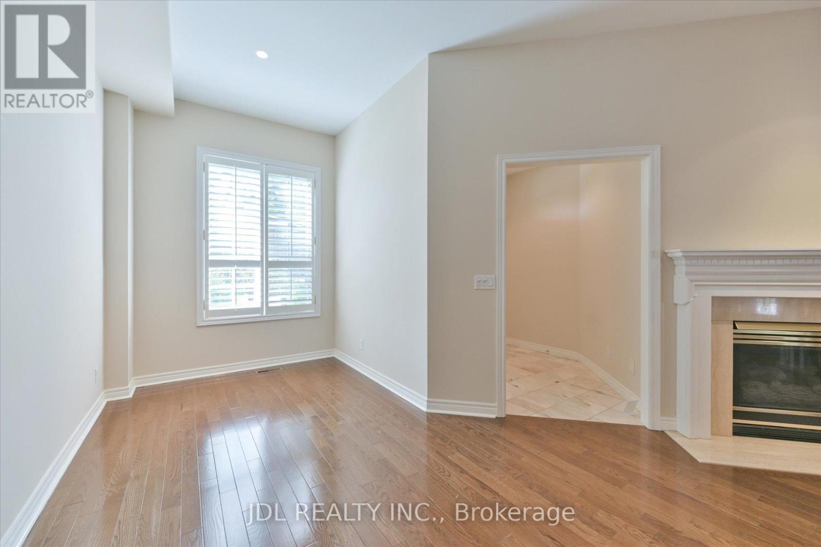 Unit I - 3036 Bayview Avenue, Toronto, ON - Indoor Photo Showing Other Room