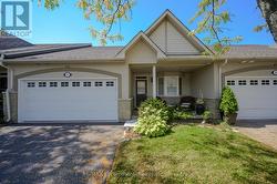 18 - 212 STONEHENGE DRIVE Hamilton (Meadowlands), ON L9K 1N5