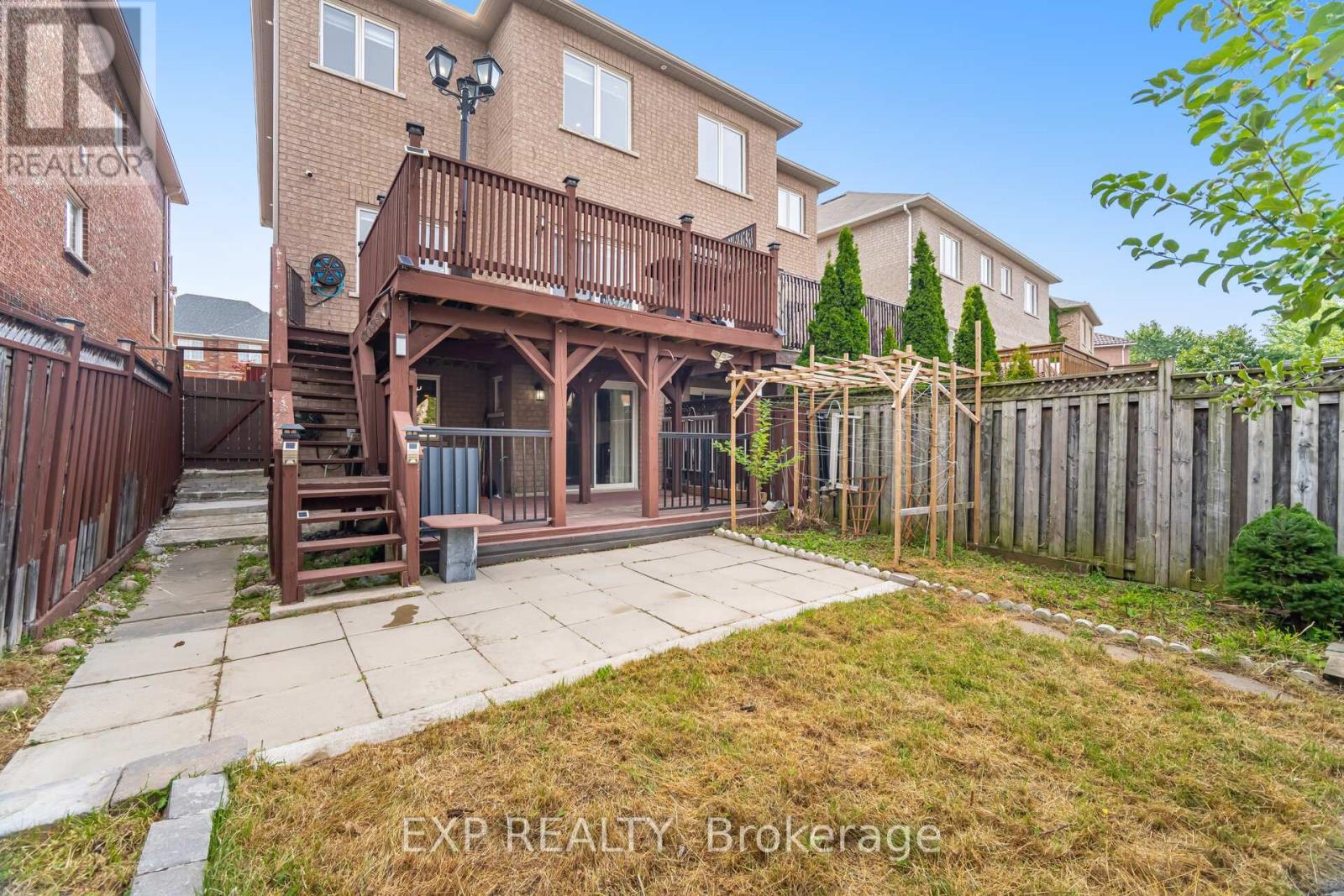 32 Arco Circle, Vaughan, ON - Outdoor With Deck Patio Veranda