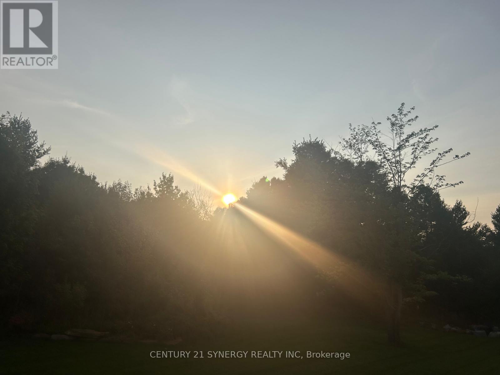 Sunset front facing - 124 Derbeyshire Street, Ottawa, ON