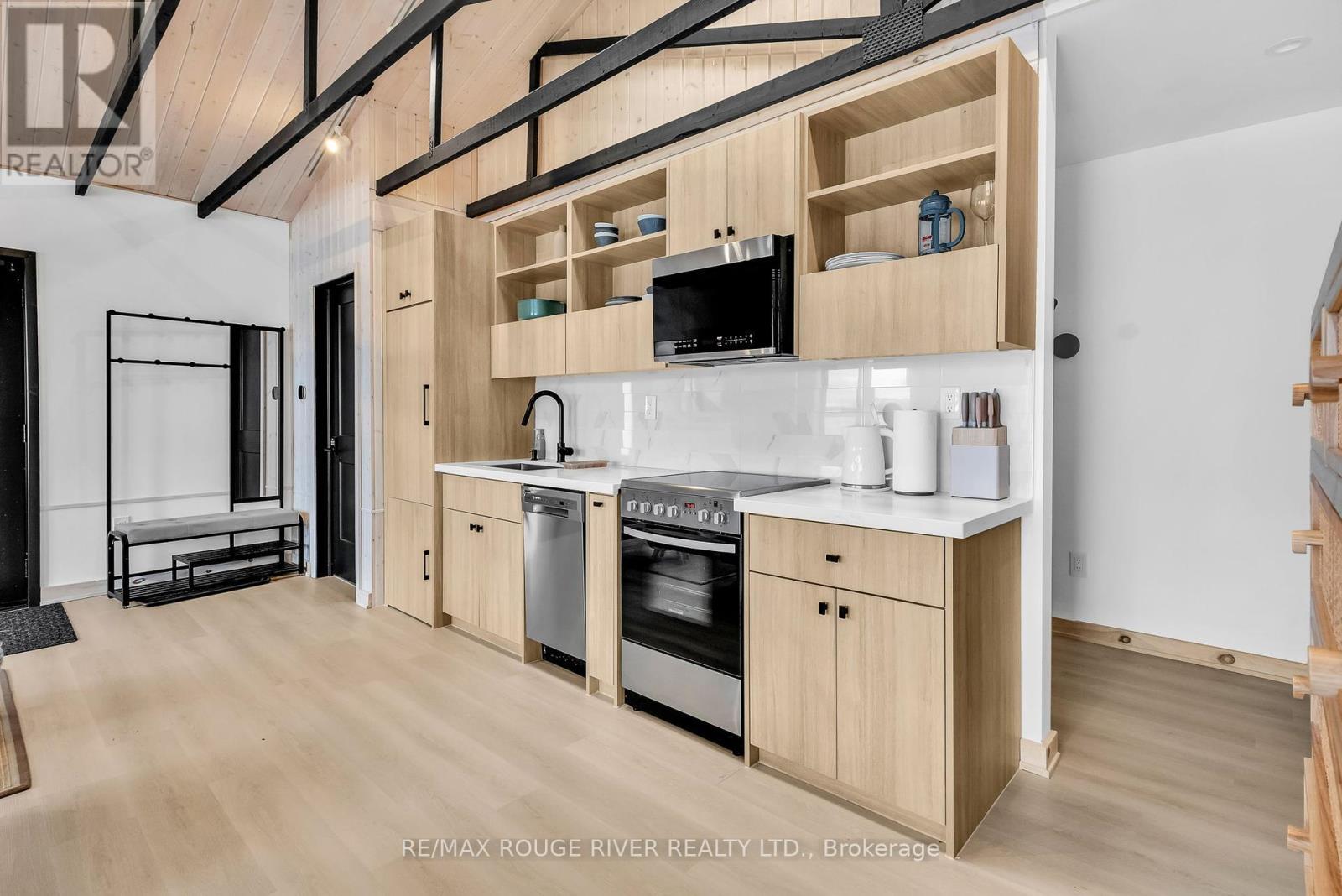 12 - 1026 Merrill Road, Alnwick/Haldimand, ON - Indoor Photo Showing Kitchen