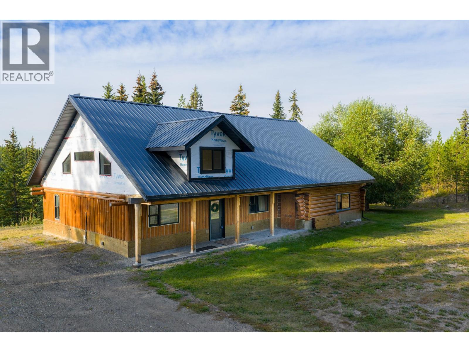 15053 Nickol Road, Vanderhoof, BC - Outdoor