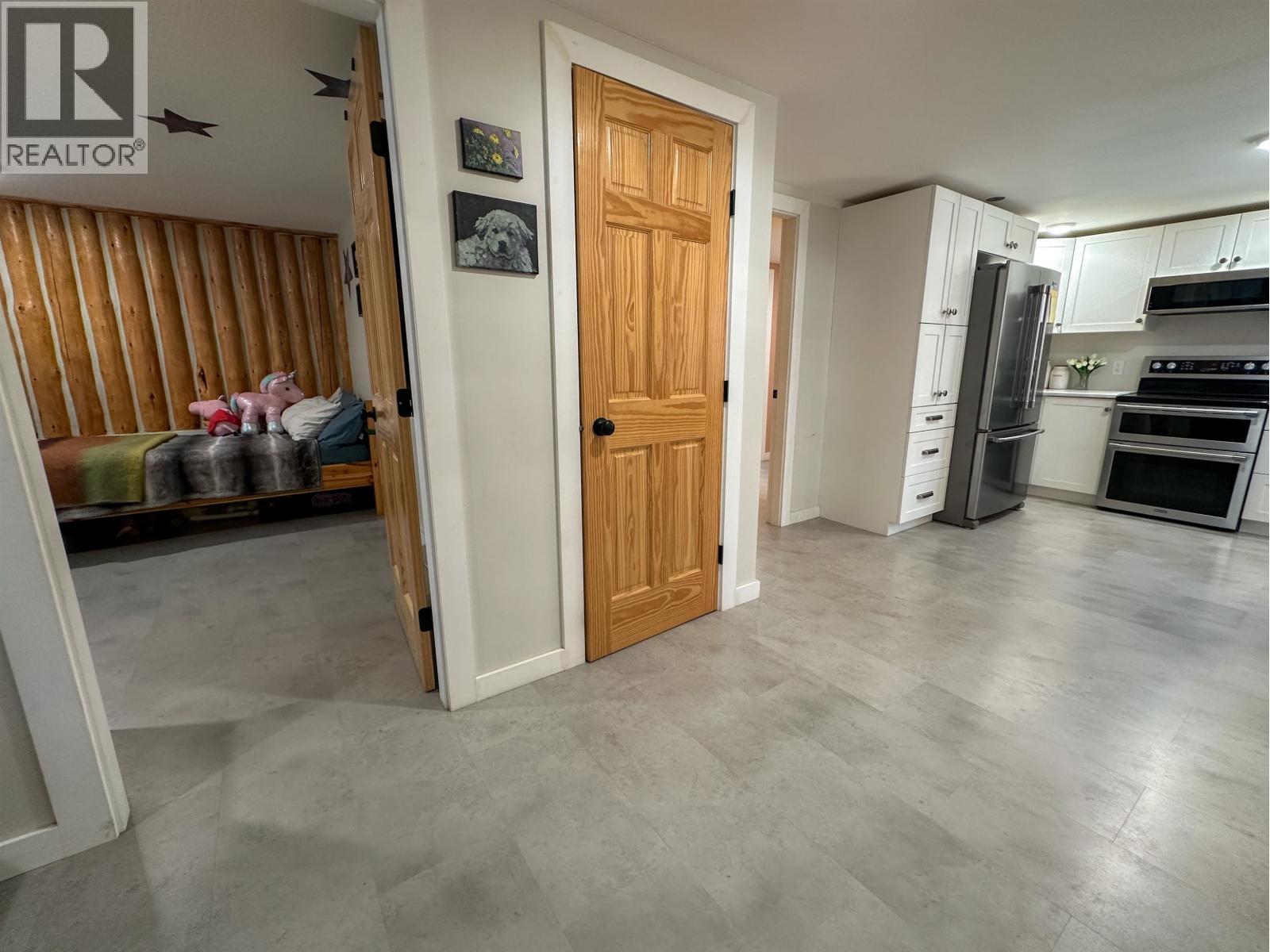 15053 Nickol Road, Vanderhoof, BC - Indoor