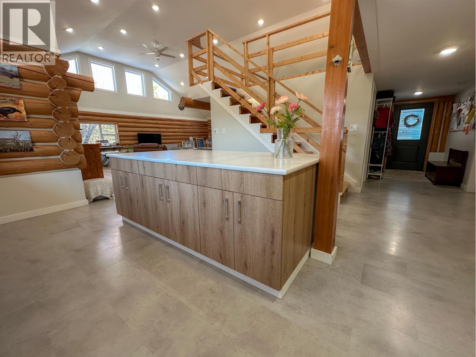 15053 Nickol Road, Vanderhoof, BC - Indoor Photo Showing Other Room