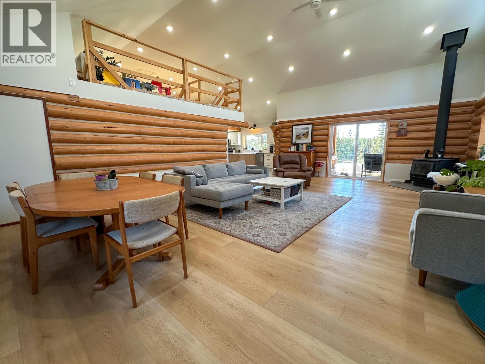 15053 Nickol Road, Vanderhoof, BC - Indoor With Fireplace