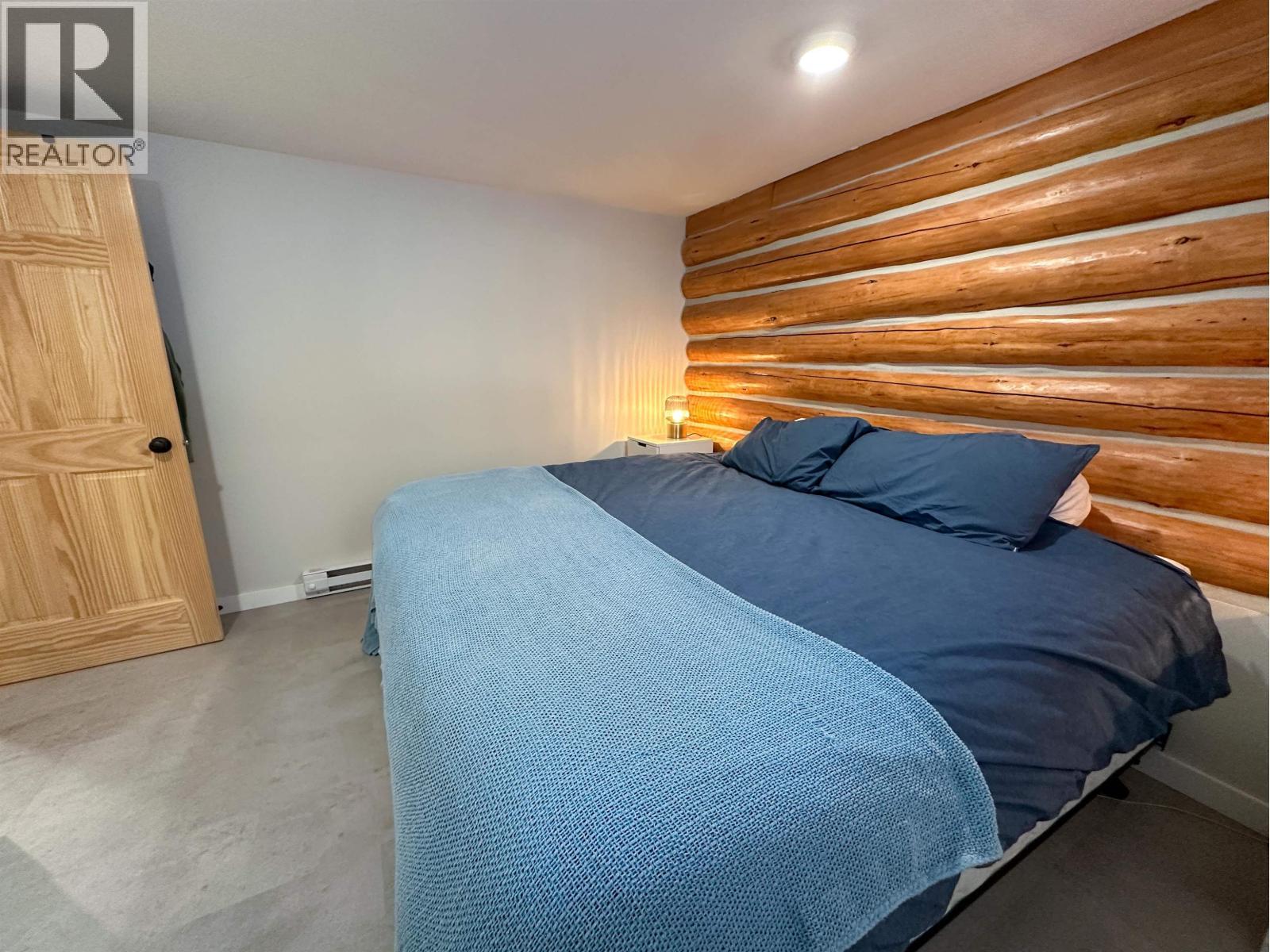 15053 Nickol Road, Vanderhoof, BC - Indoor Photo Showing Bedroom