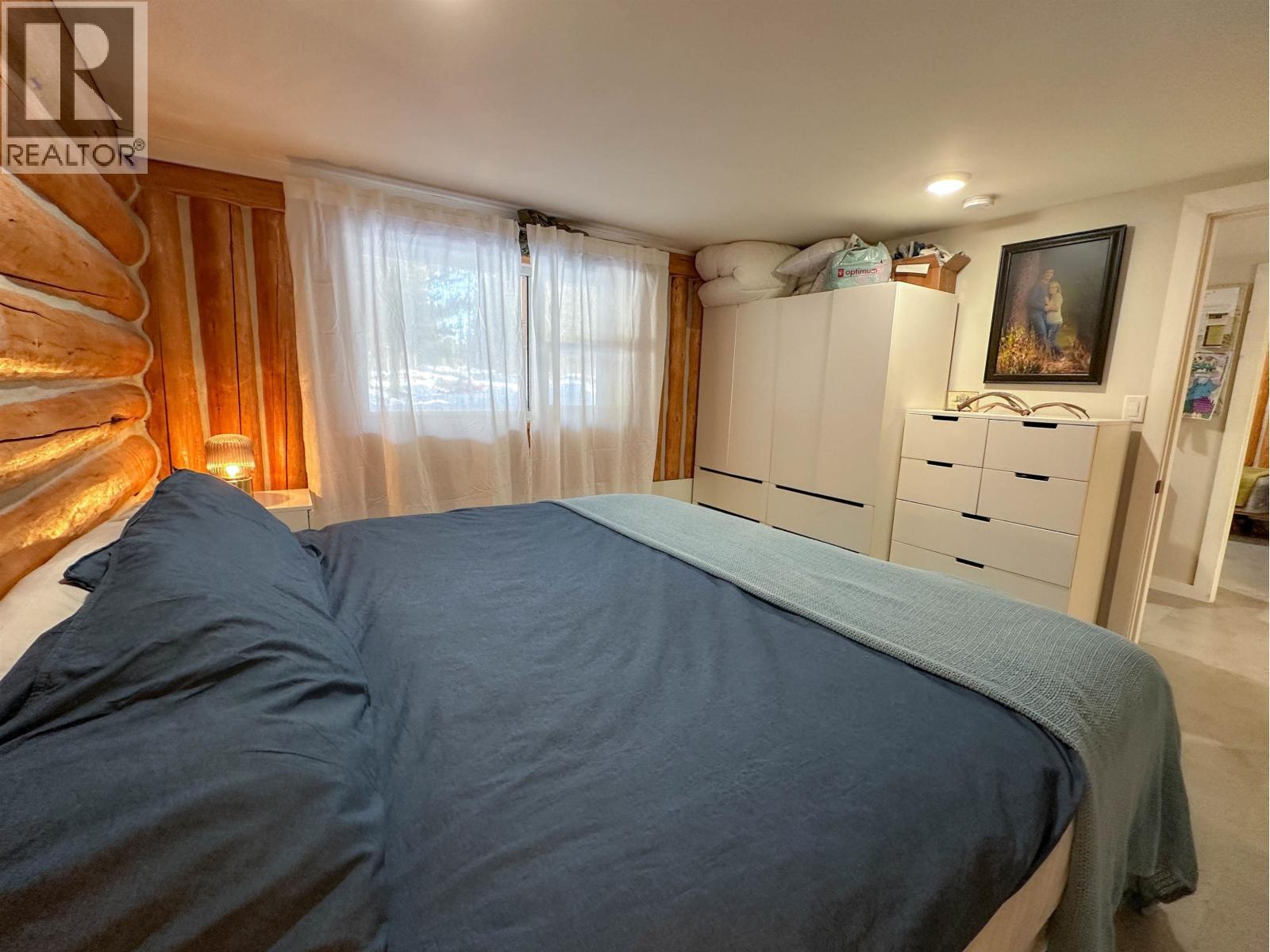 15053 Nickol Road, Vanderhoof, BC - Indoor Photo Showing Bedroom
