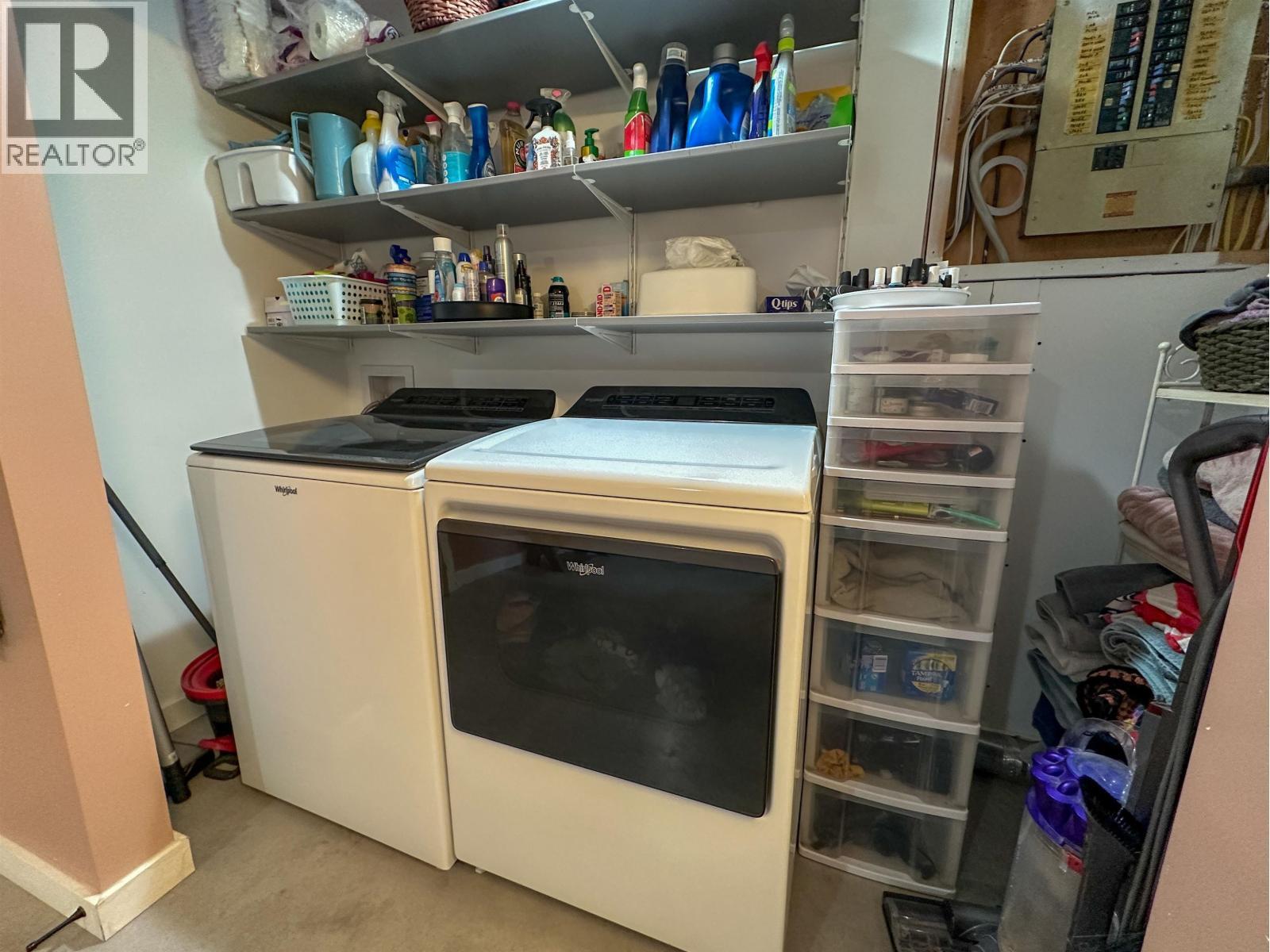 15053 Nickol Road, Vanderhoof, BC - Indoor Photo Showing Laundry Room
