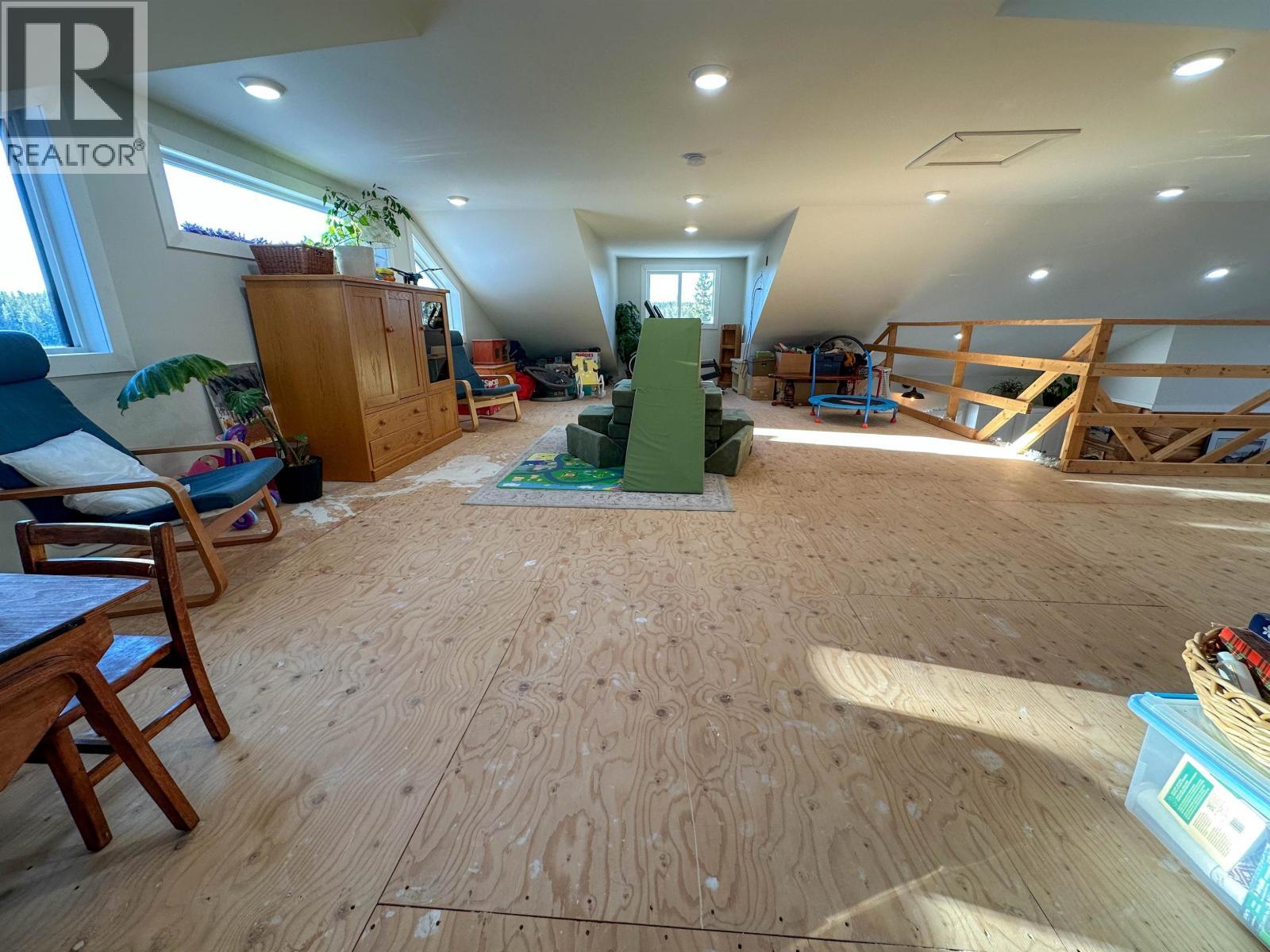 15053 Nickol Road, Vanderhoof, BC - Indoor Photo Showing Other Room