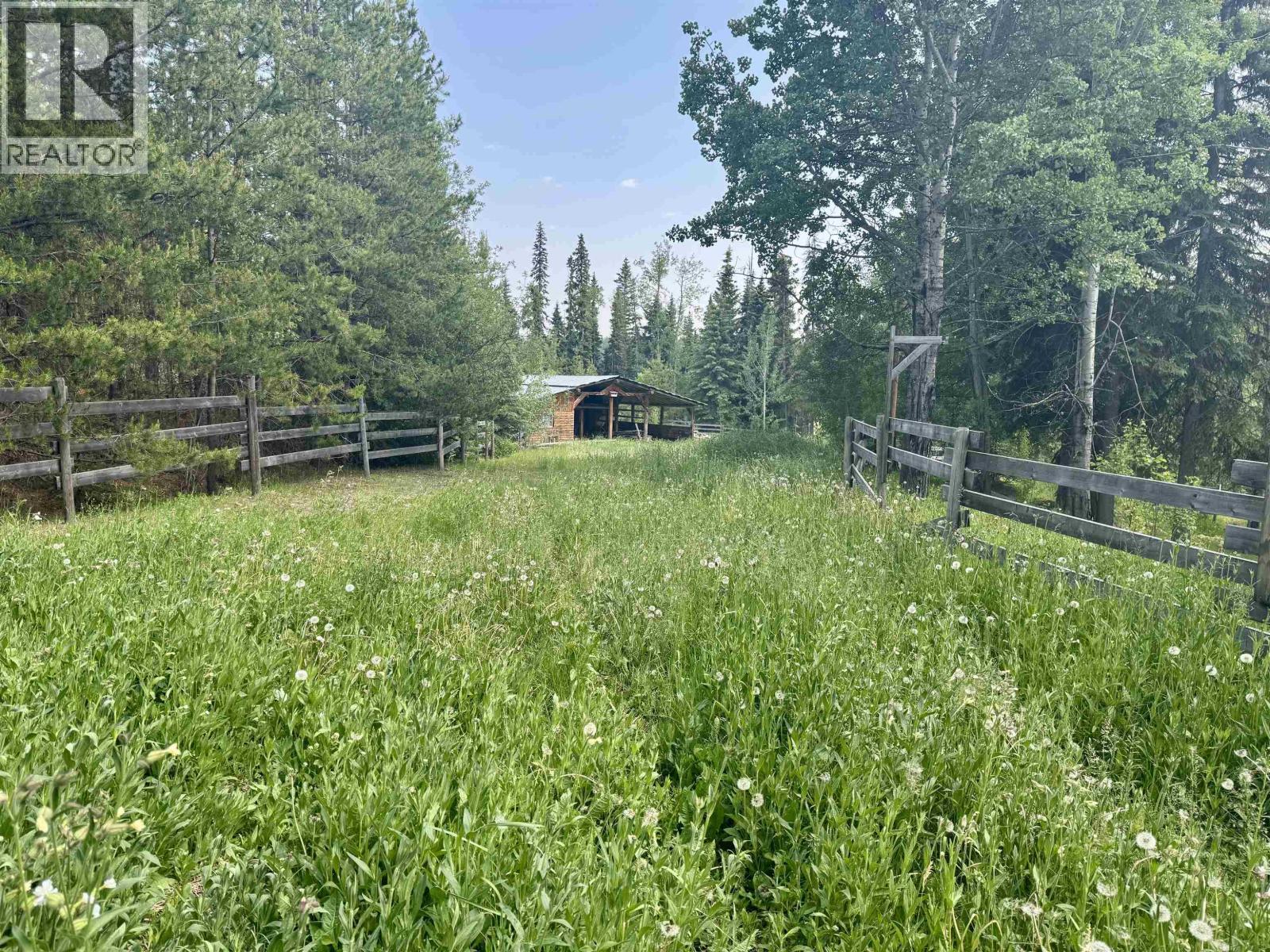 15053 Nickol Road, Vanderhoof, BC - Outdoor